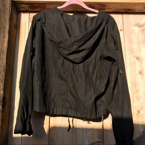 Brandy Melville light windbreaker jacket - Picture 8 of 10